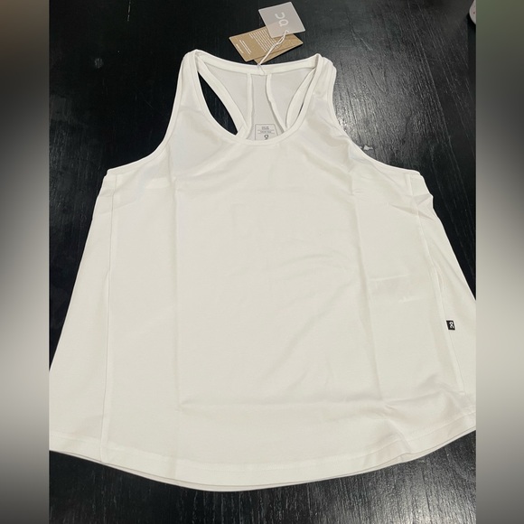 On Running Tops - ON Running Women’s Focus Tank